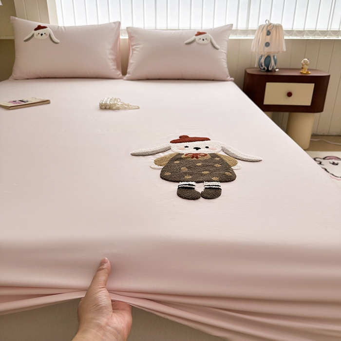 91家纺网 家纺一手货源 找家纺 （总）寐居家纺 2025新款A类100支长绒棉毛巾绣床笠三件套