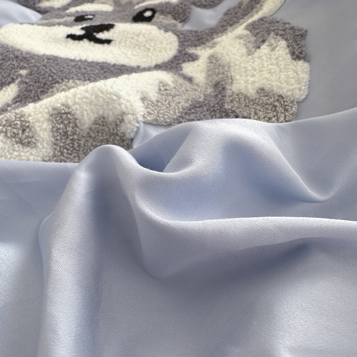 91家纺网 家纺一手货源 找家纺 寐居家纺 2025新款A类100支长绒棉毛巾绣床笠三件套 蓝色修狗