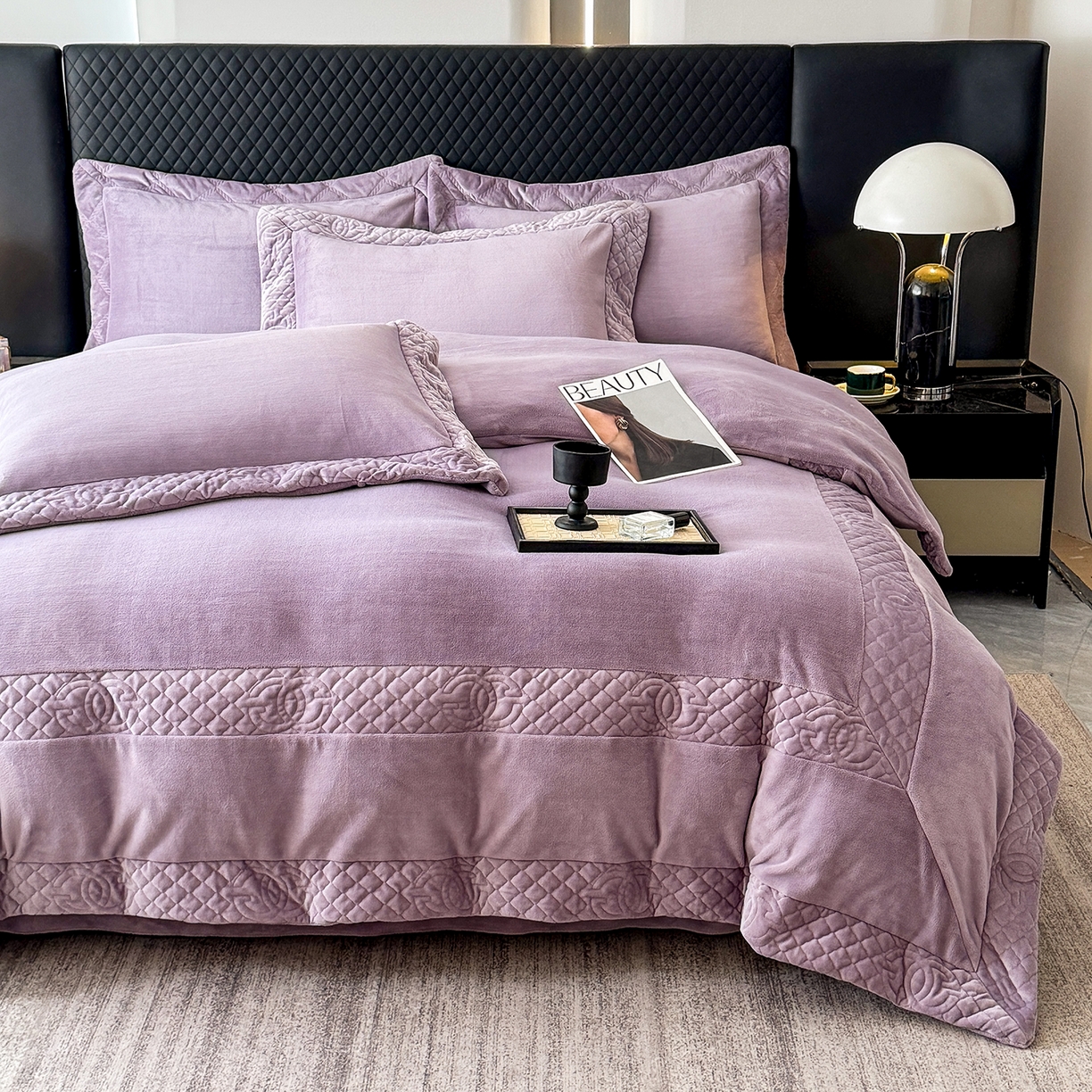 91家纺网 家纺一手货源 找家纺 保罗圣迪奥 2025新款250克全消光三拼角双C四件套-沐凡系列一 紫色