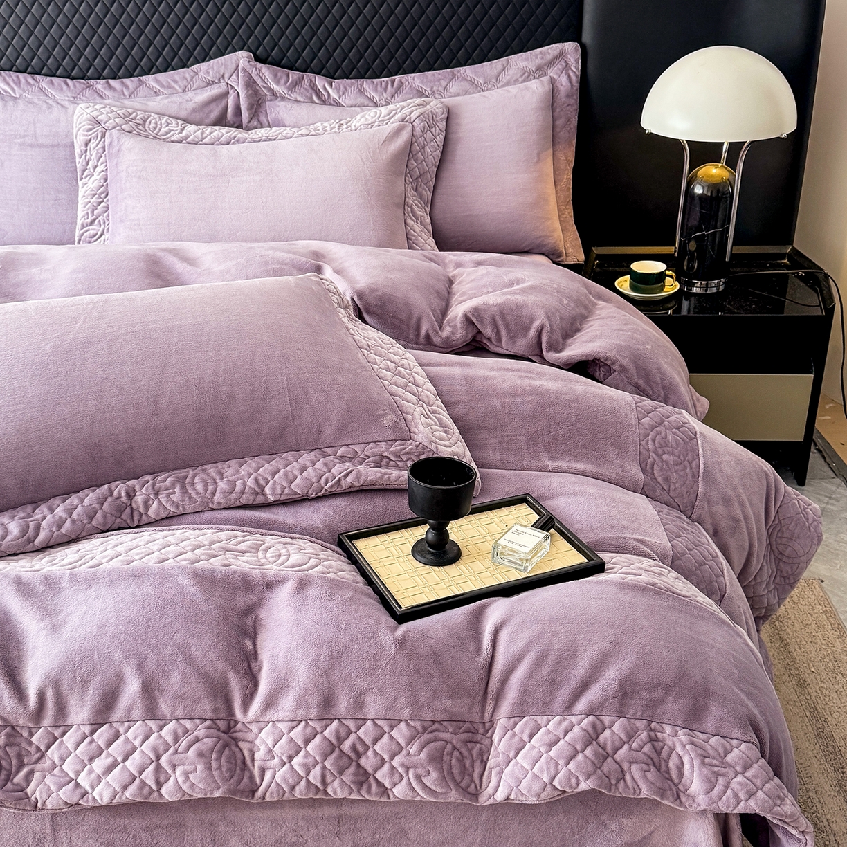 91家纺网 家纺一手货源 找家纺 保罗圣迪奥 2025新款250克全消光三拼角双C四件套-沐凡系列一 紫色