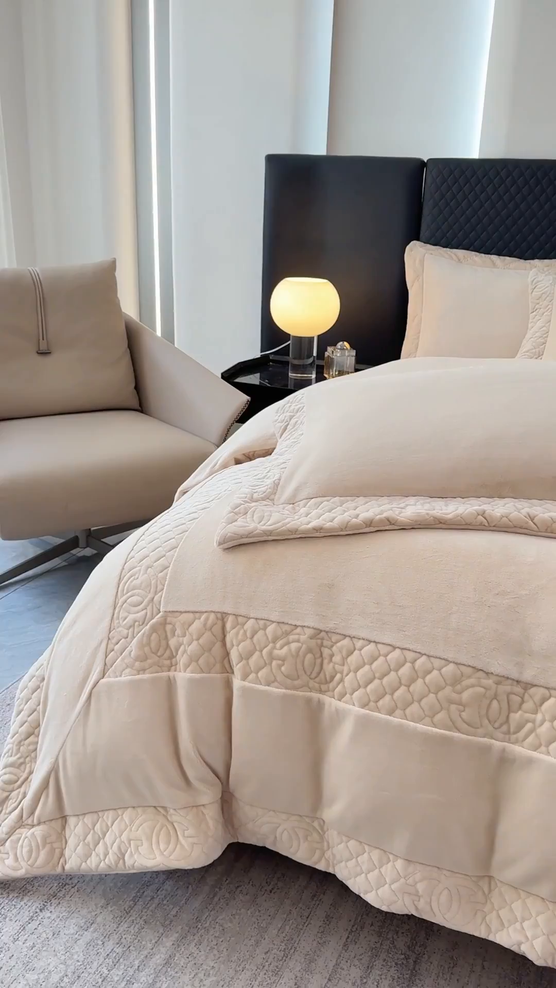 91家纺网 家纺一手货源 找家纺 保罗圣迪奥 2025新款250克全消光三拼角双C四件套-沐凡系列一 卡其