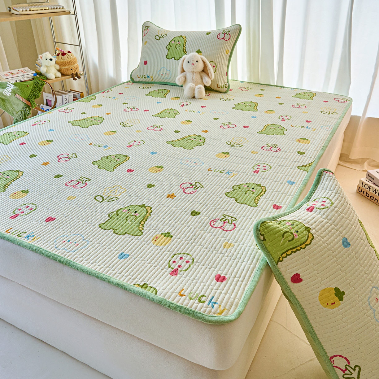 91家纺网 家纺一手货源 找家纺 小叮当家纺仓储工厂店 2025新款棉加绒床垫一面全棉一面牛奶绒床褥垫软床垫床盖四季通用 幸运独角龙(A棉B绒）