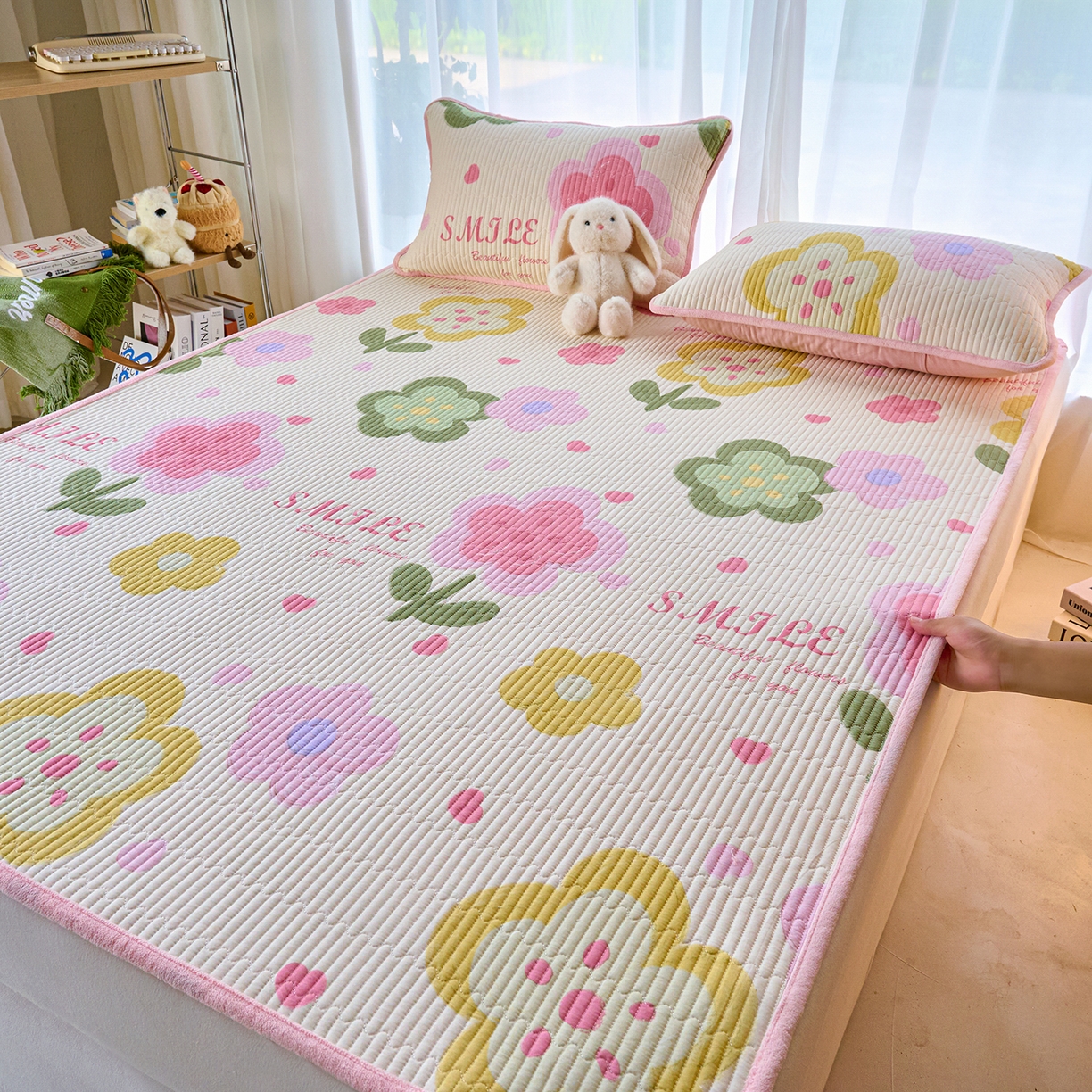 91家纺网 家纺一手货源 找家纺 小叮当家纺仓储工厂店 2025新款棉加绒床垫一面全棉一面牛奶绒床褥垫软床垫床盖四季通用 贝利花都（A棉B绒）