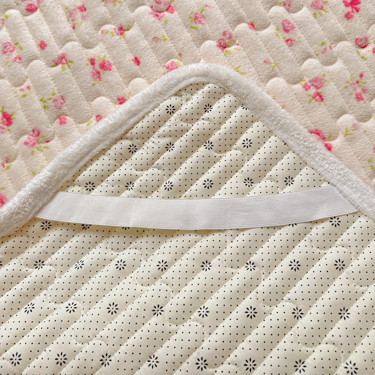 91家纺网 家纺一手货源 找家纺 水木坊 2025新款牛奶绒床垫保护垫床褥床垫子 萌宠小兔