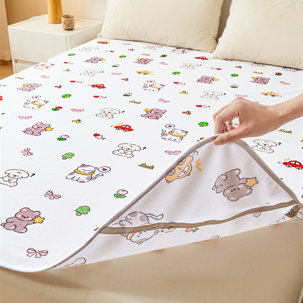 91家纺网 家纺一手货源 找家纺 雯豆家纺 2025新款防水隔尿垫子卡通成人床垫保护罩A类宝宝尿垫 防水隔尿垫-爱心萌宠