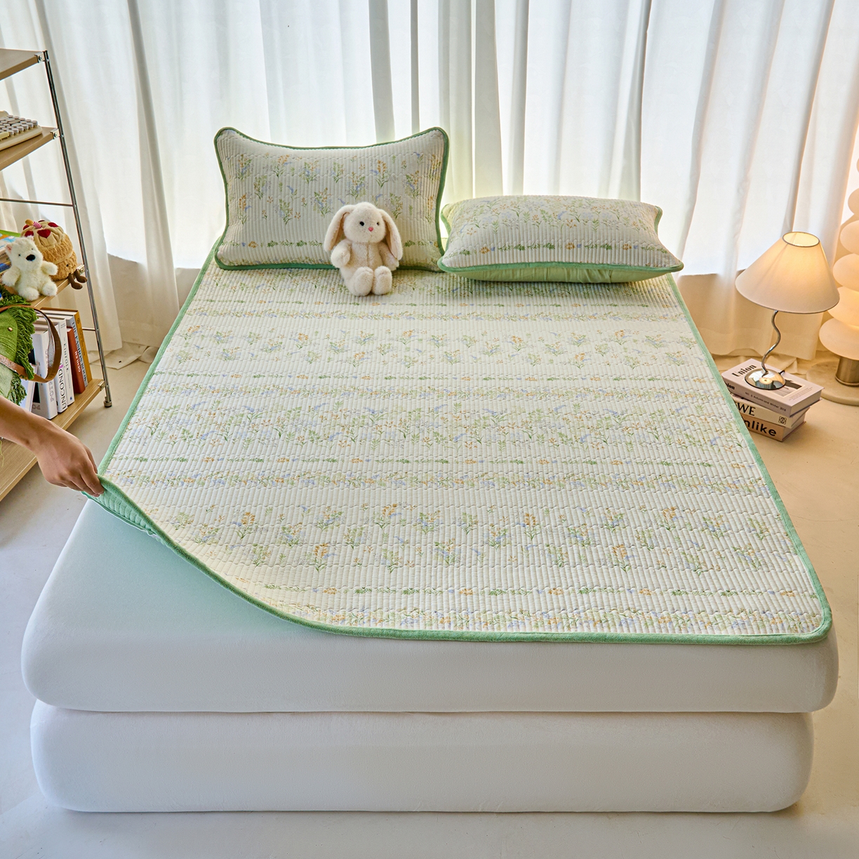 91家纺网 家纺一手货源 找家纺 小叮当家纺仓储工厂店 2025新款棉加绒床垫一面全棉一面牛奶绒床褥垫软床垫床盖四季通用 丛草集(A棉B绒）