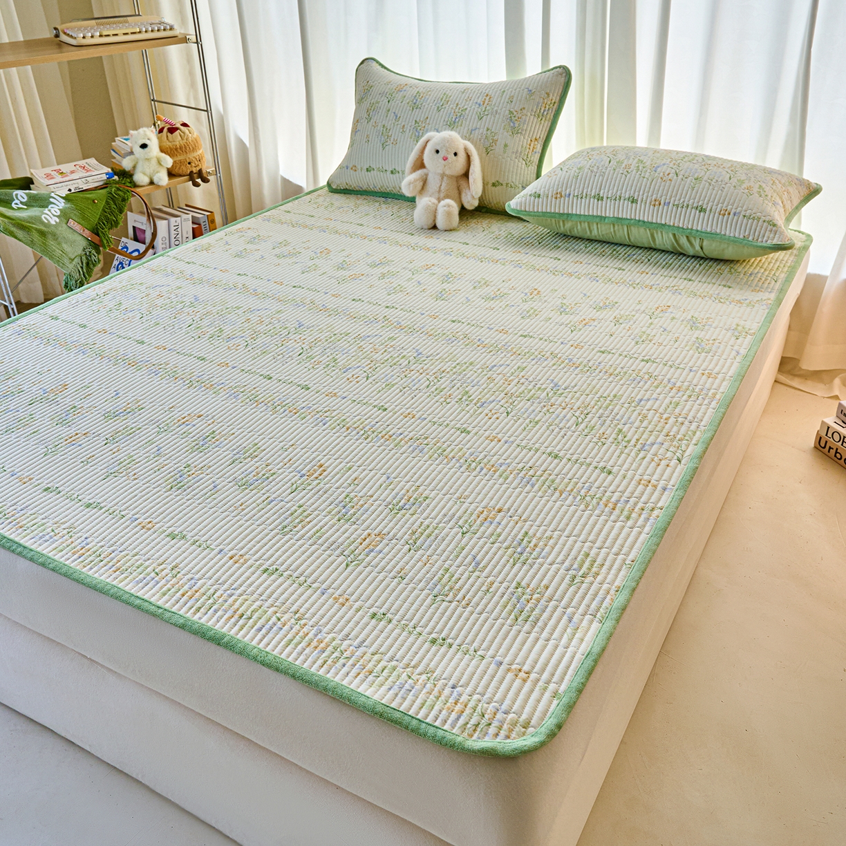 91家纺网 家纺一手货源 找家纺 小叮当家纺仓储工厂店 2025新款棉加绒床垫一面全棉一面牛奶绒床褥垫软床垫床盖四季通用 丛草集(A棉B绒）