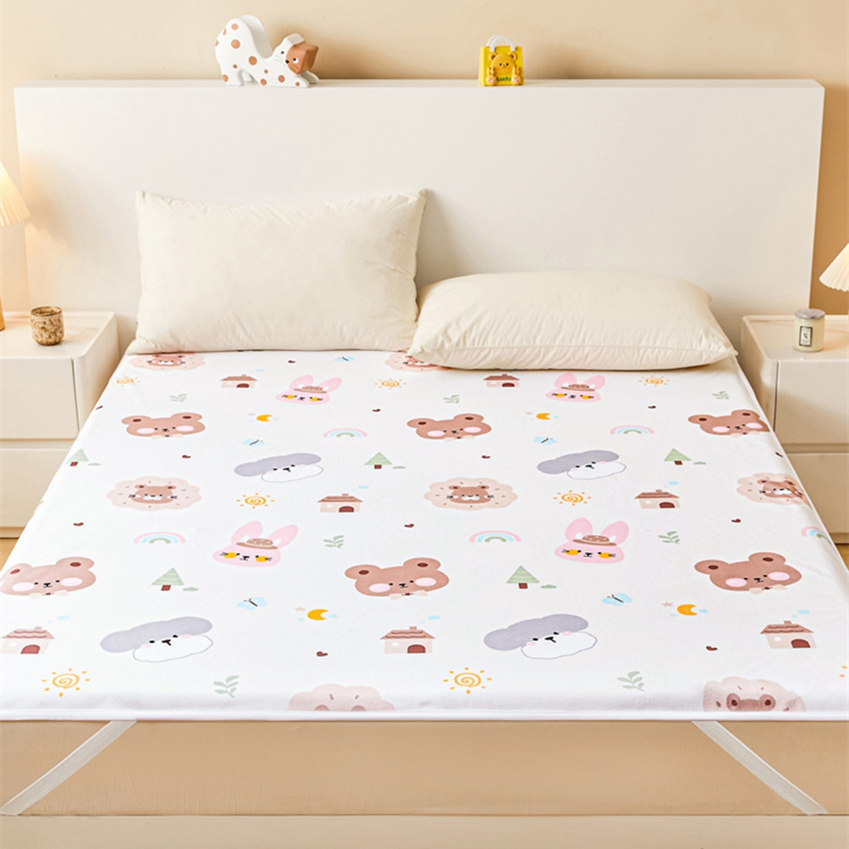 91家纺网 家纺一手货源 找家纺 雯豆家纺 2025新款防水隔尿垫子卡通成人床垫保护罩A类宝宝尿垫 防水隔尿垫-呆萌熊