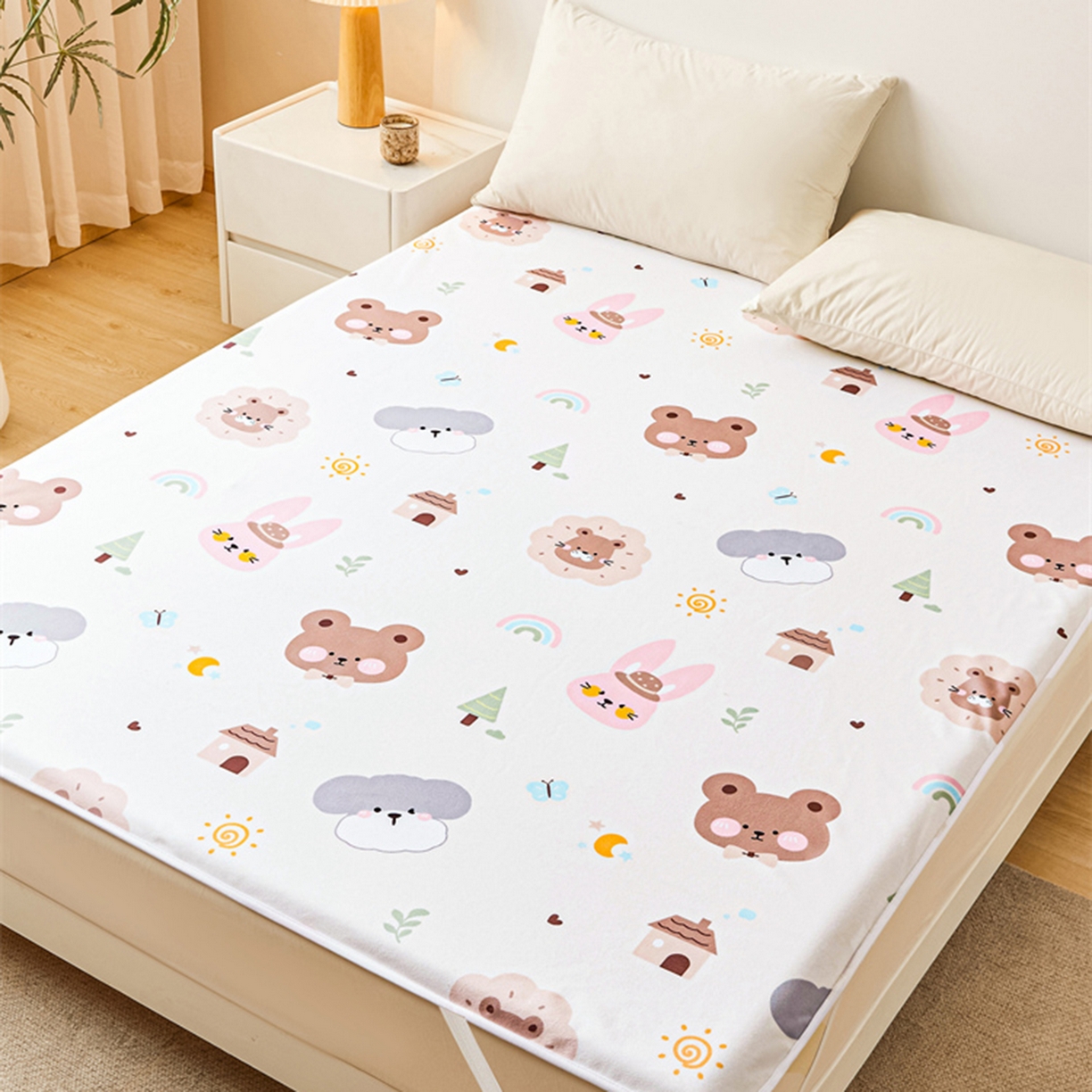 91家纺网 家纺一手货源 找家纺 雯豆家纺 2025新款防水隔尿垫子卡通成人床垫保护罩A类宝宝尿垫 防水隔尿垫-呆萌熊