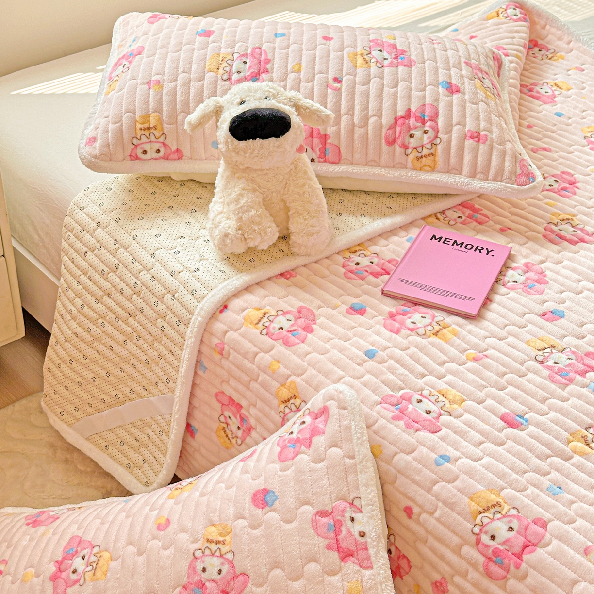 91家纺网 家纺一手货源 找家纺 水木坊 2025新款牛奶绒床垫保护垫床褥床垫子 糕冷小美