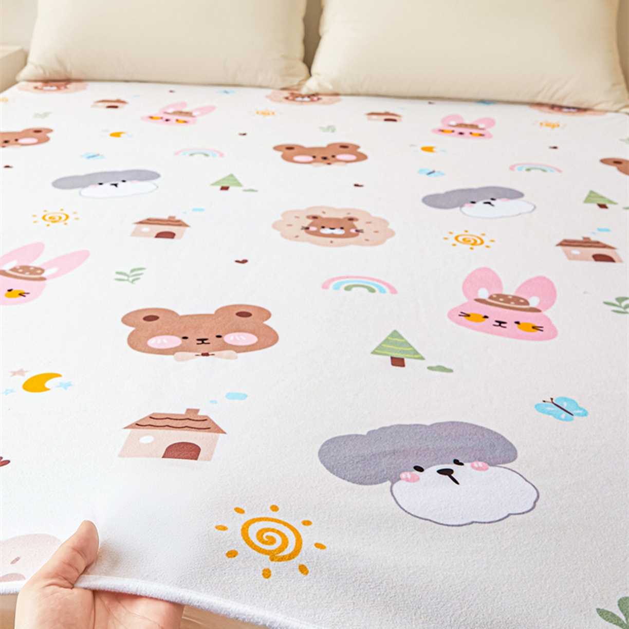 91家纺网 家纺一手货源 找家纺 雯豆家纺 2025新款防水隔尿垫子卡通成人床垫保护罩A类宝宝尿垫 防水隔尿垫-呆萌熊