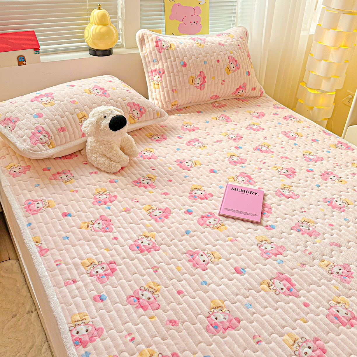 91家纺网 家纺一手货源 找家纺 水木坊 2025新款牛奶绒床垫保护垫床褥床垫子 糕冷小美