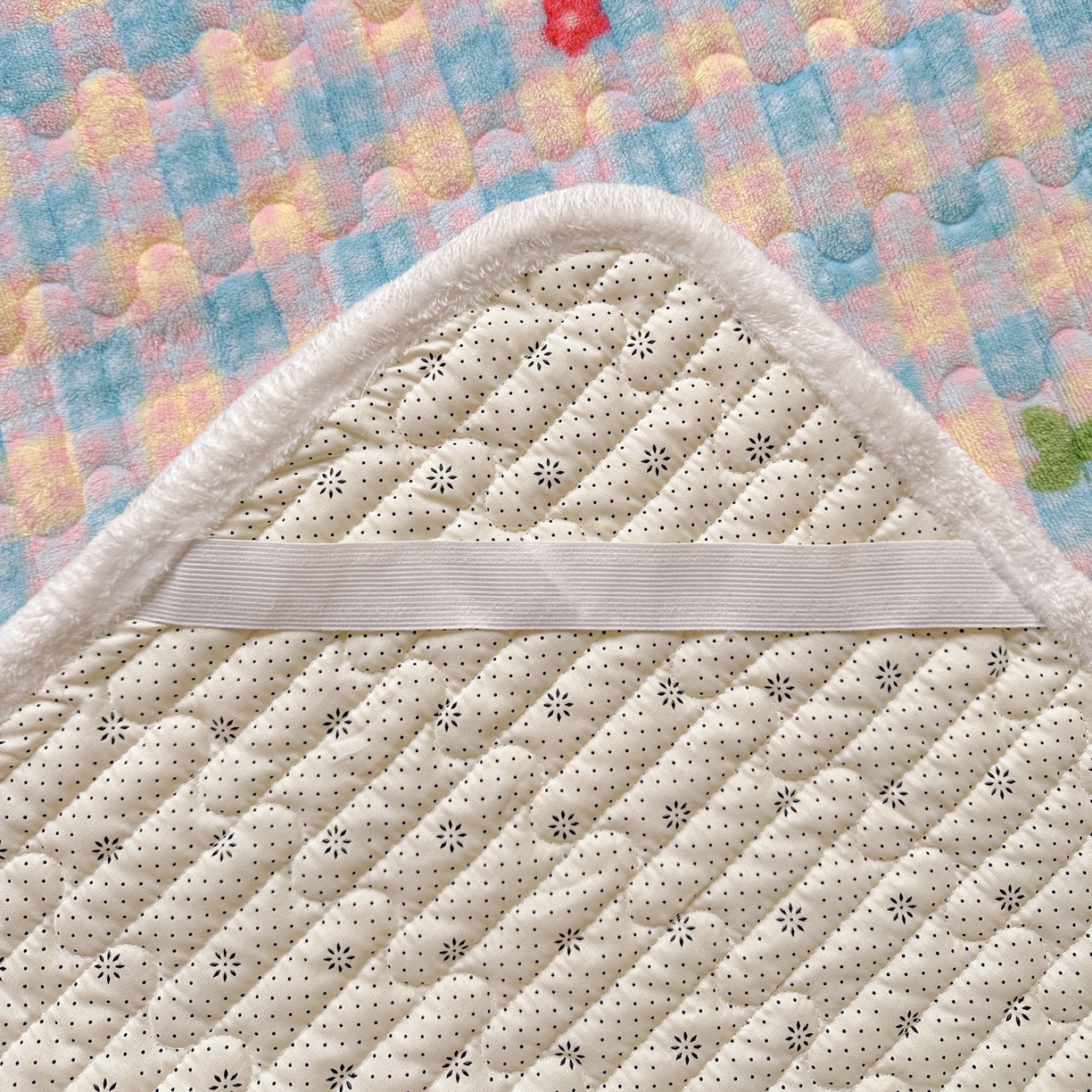 91家纺网 家纺一手货源 找家纺 水木坊 2025新款牛奶绒床垫保护垫床褥床垫子 草莓派