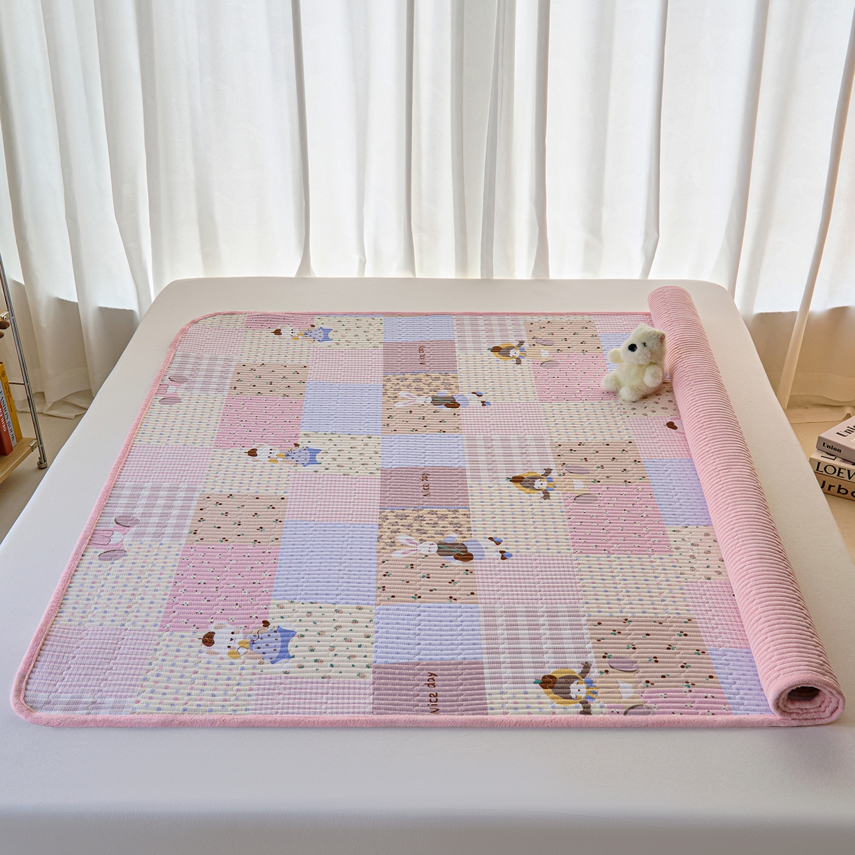 91家纺网 家纺一手货源 找家纺 小叮当家纺仓储工厂店 2025新款棉加绒床垫一面全棉一面牛奶绒床褥垫软床垫床盖四季通用 丹麦少女（A棉B绒）