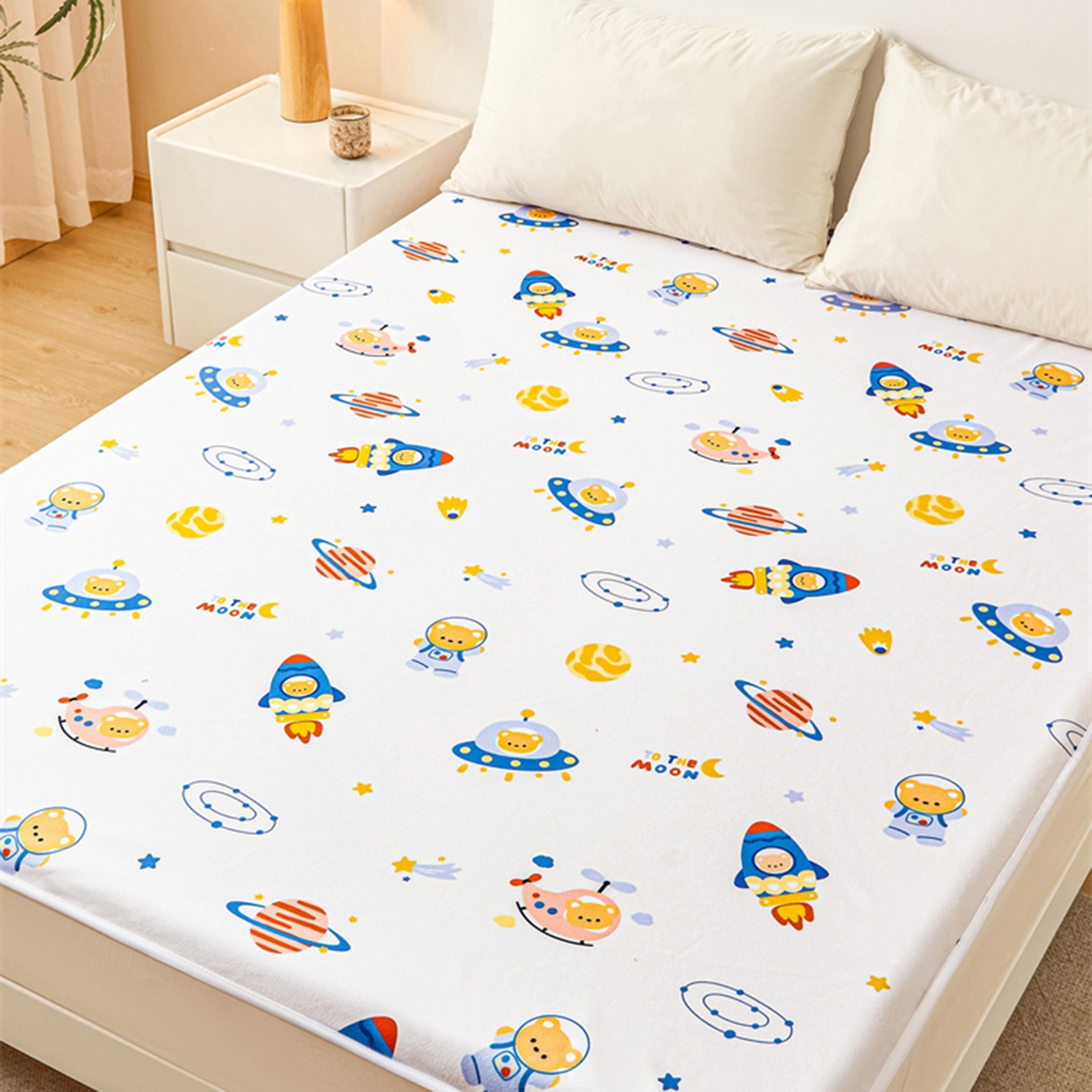 91家纺网 家纺一手货源 找家纺 雯豆家纺 2025新款防水隔尿垫子卡通成人床垫保护罩A类宝宝尿垫 防水隔尿垫-火箭飞船