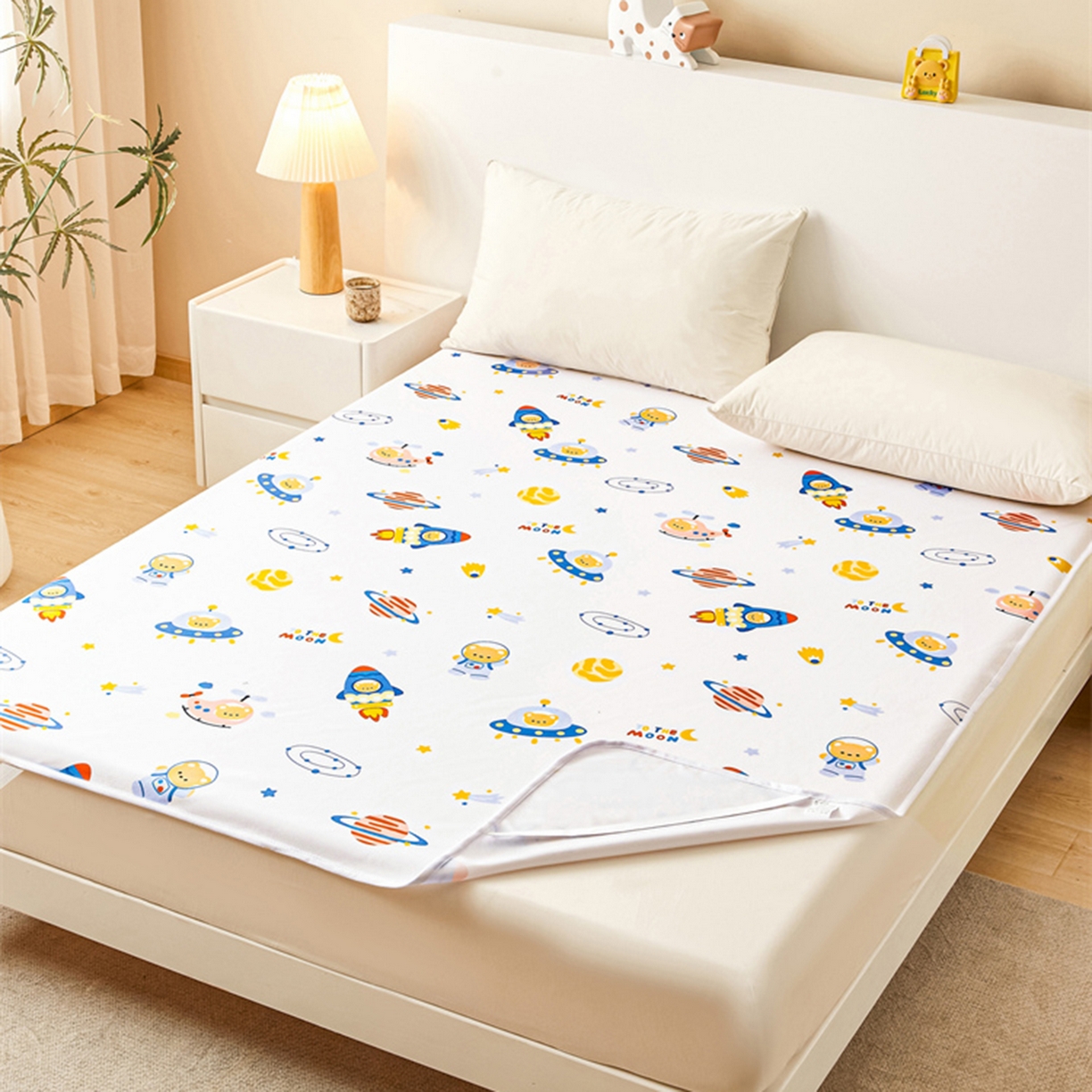91家纺网 家纺一手货源 找家纺 雯豆家纺 2025新款防水隔尿垫子卡通成人床垫保护罩A类宝宝尿垫 防水隔尿垫-火箭飞船