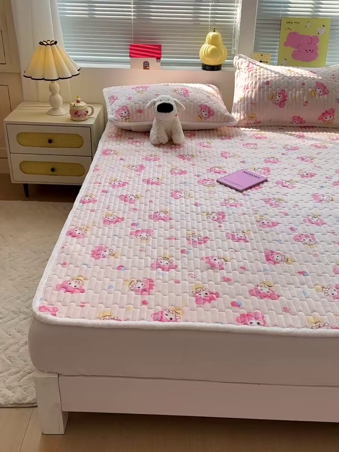 91家纺网 家纺一手货源 找家纺 水木坊 2025新款牛奶绒床垫保护垫床褥床垫子 糕冷小美