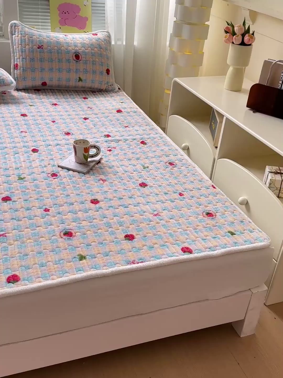 91家纺网 家纺一手货源 找家纺 水木坊 2025新款牛奶绒床垫保护垫床褥床垫子 草莓派