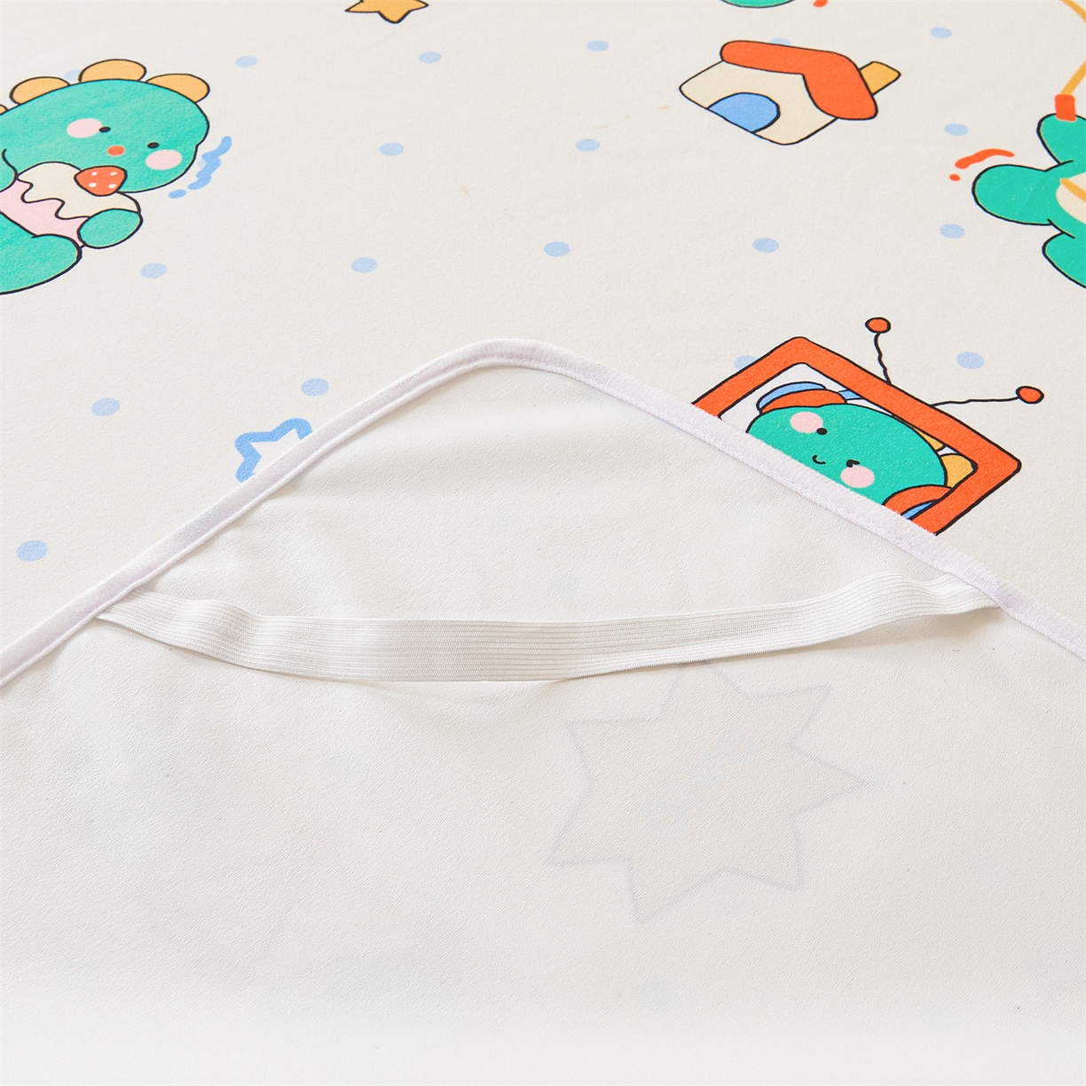 91家纺网 家纺一手货源 找家纺 雯豆家纺 2025新款防水隔尿垫子卡通成人床垫保护罩A类宝宝尿垫 防水隔尿垫-恐龙运动员