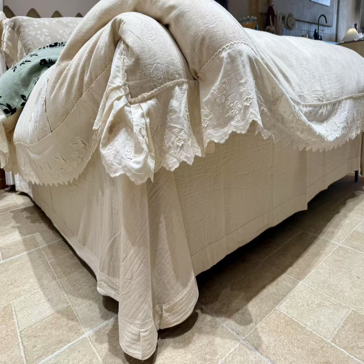 91家纺网 家纺一手货源 找家纺  [91家纺网精选] 新款全棉水洗花边浮雕棉麻四件套