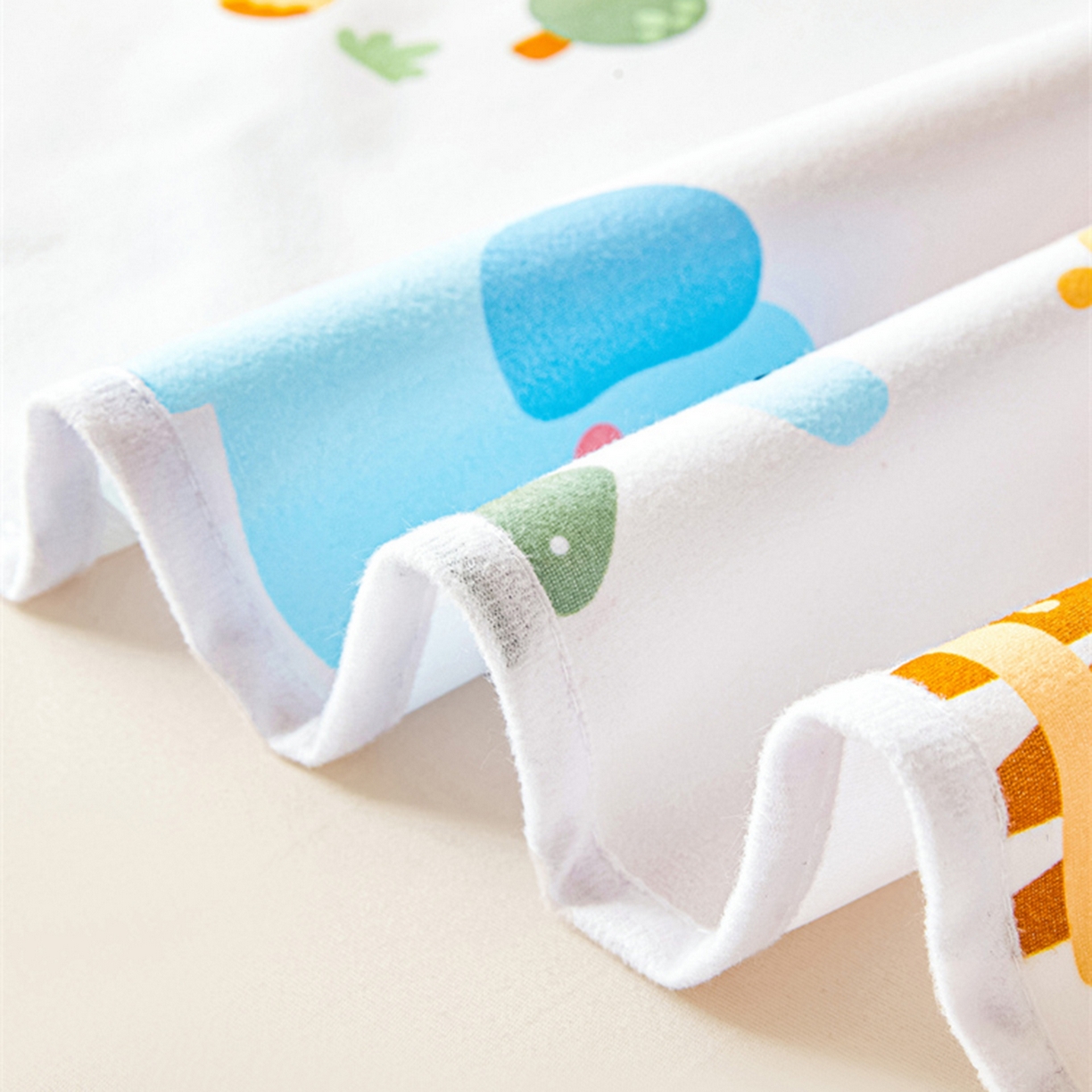 91家纺网 家纺一手货源 找家纺 雯豆家纺 2025新款防水隔尿垫子卡通成人床垫保护罩A类宝宝尿垫 防水隔尿垫-狮子辛巴