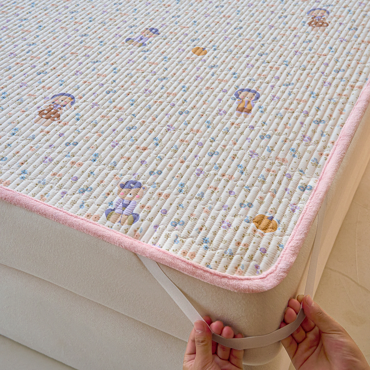 91家纺网 家纺一手货源 找家纺 小叮当家纺仓储工厂店 2025新款棉加绒床垫一面全棉一面牛奶绒床褥垫软床垫床盖四季通用 花田囡囡（A棉B绒）