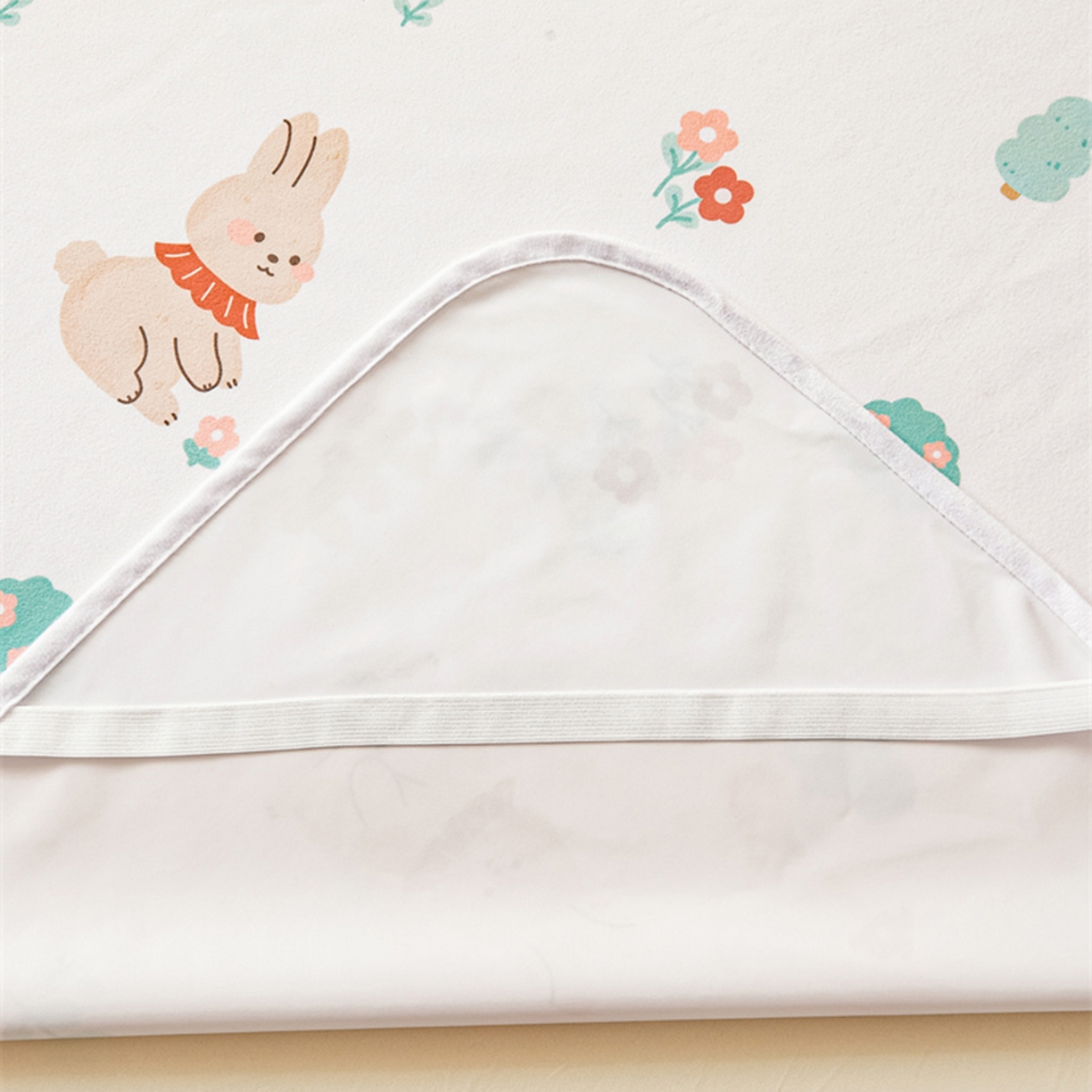 91家纺网 家纺一手货源 找家纺 雯豆家纺 2025新款防水隔尿垫子卡通成人床垫保护罩A类宝宝尿垫 防水隔尿垫-甜梦小兔