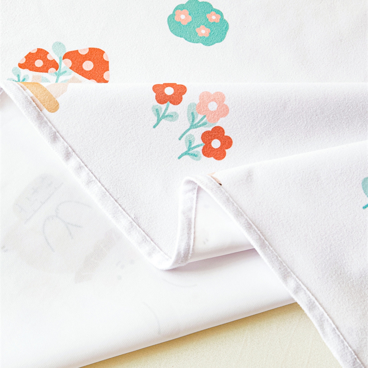 91家纺网 家纺一手货源 找家纺 雯豆家纺 2025新款防水隔尿垫子卡通成人床垫保护罩A类宝宝尿垫 防水隔尿垫-甜梦小兔