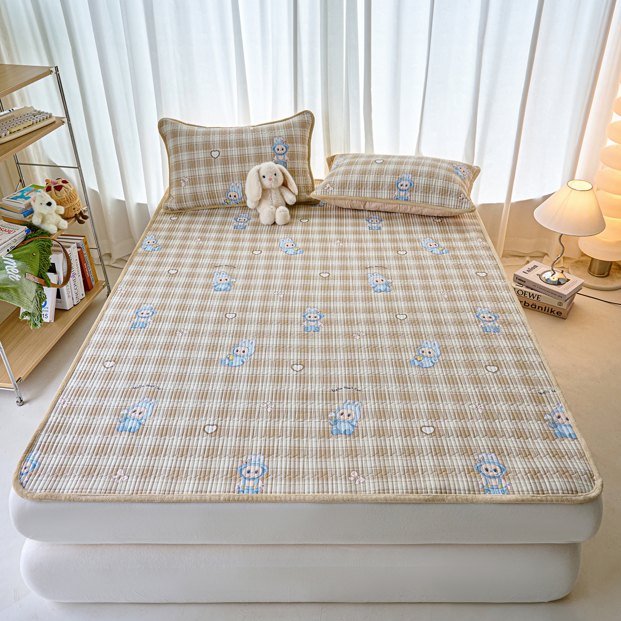 91家纺网 家纺一手货源 找家纺 小叮当家纺仓储工厂店 2025新款棉加绒床垫一面全棉一面牛奶绒床褥垫软床垫床盖四季通用 拉布兔兔（A棉B绒）