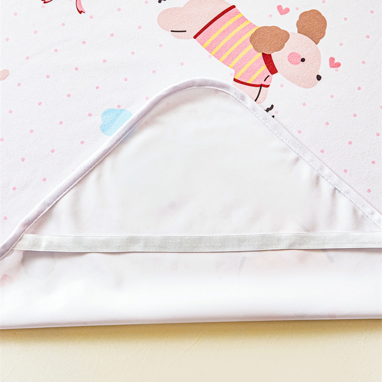 91家纺网 家纺一手货源 找家纺 雯豆家纺 2025新款防水隔尿垫子卡通成人床垫保护罩A类宝宝尿垫 防水隔尿垫-条纹狗