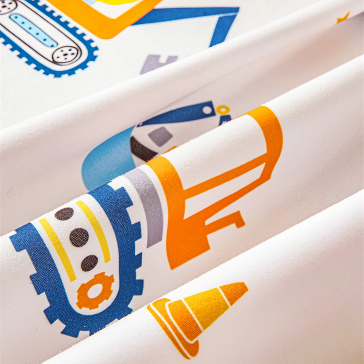 91家纺网 家纺一手货源 找家纺 雯豆家纺 2025新款防水隔尿垫子卡通成人床垫保护罩A类宝宝尿垫 防水隔尿垫-挖掘机