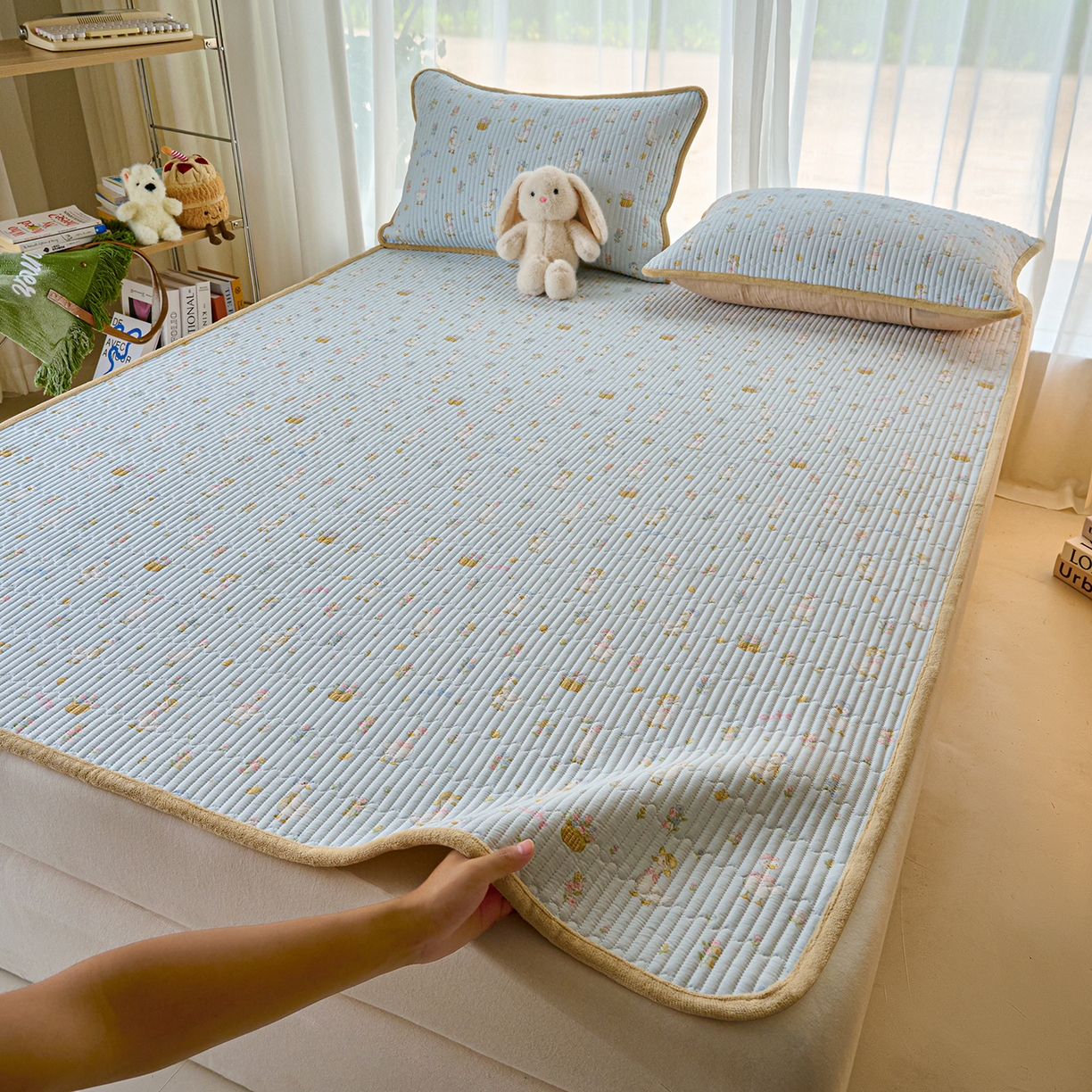 91家纺网 家纺一手货源 找家纺 小叮当家纺仓储工厂店 2025新款棉加绒床垫一面全棉一面牛奶绒床褥垫软床垫床盖四季通用 萌萌鸭(A棉B绒）