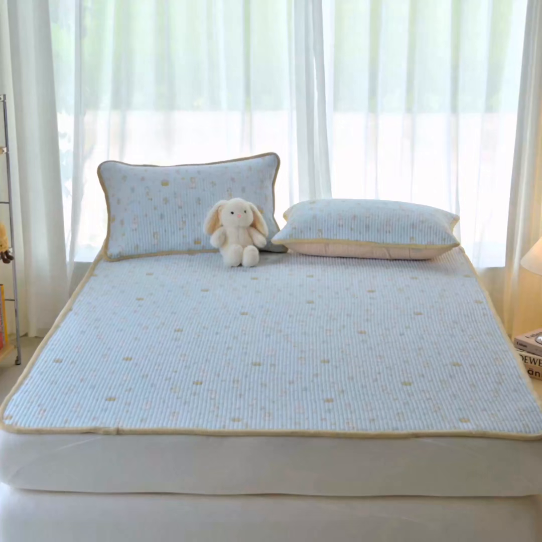91家纺网 家纺一手货源 找家纺 小叮当家纺仓储工厂店 2025新款棉加绒床垫一面全棉一面牛奶绒床褥垫软床垫床盖四季通用 萌萌鸭(A棉B绒）