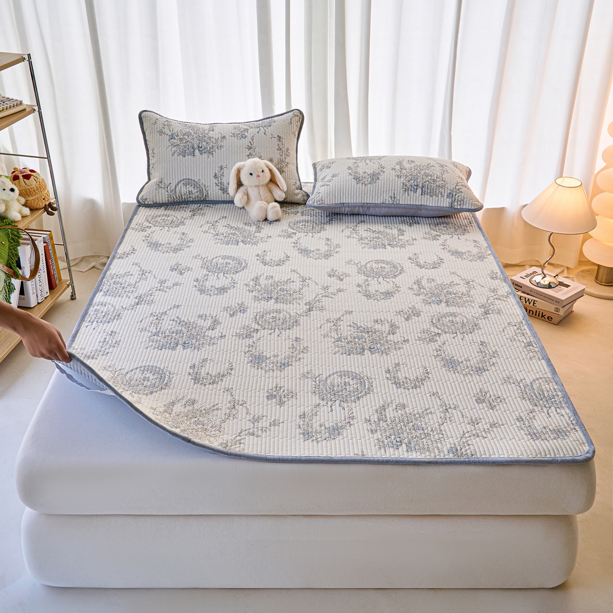 91家纺网 家纺一手货源 找家纺 小叮当家纺仓储工厂店 2025新款棉加绒床垫一面全棉一面牛奶绒床褥垫软床垫床盖四季通用 莫奈花园(A棉B绒）