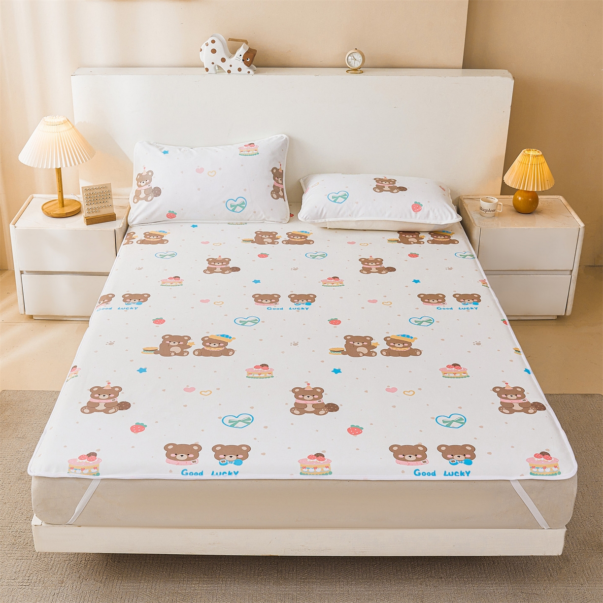 91家纺网 家纺一手货源 找家纺 雯豆家纺 2025新款防水隔尿垫子卡通成人床垫保护罩A类宝宝尿垫 防水隔尿垫-小伙伴