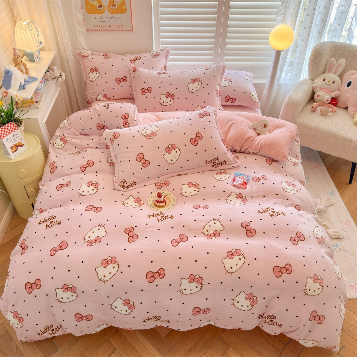 91家纺网 家纺一手货源 找家纺 （总）名兮家居 2025新款经典奥特曼-三丽鸥加厚牛奶绒单被套