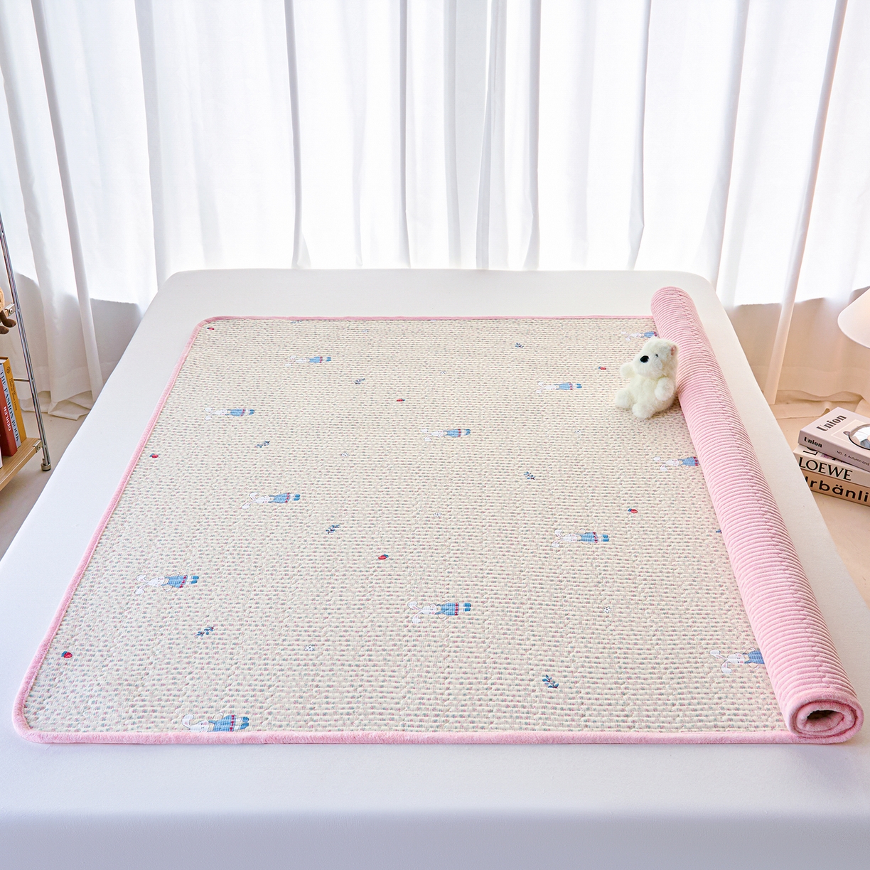 91家纺网 家纺一手货源 找家纺 小叮当家纺仓储工厂店 2025新款棉加绒床垫一面全棉一面牛奶绒床褥垫软床垫床盖四季通用 奶呼小兔（A棉B绒）