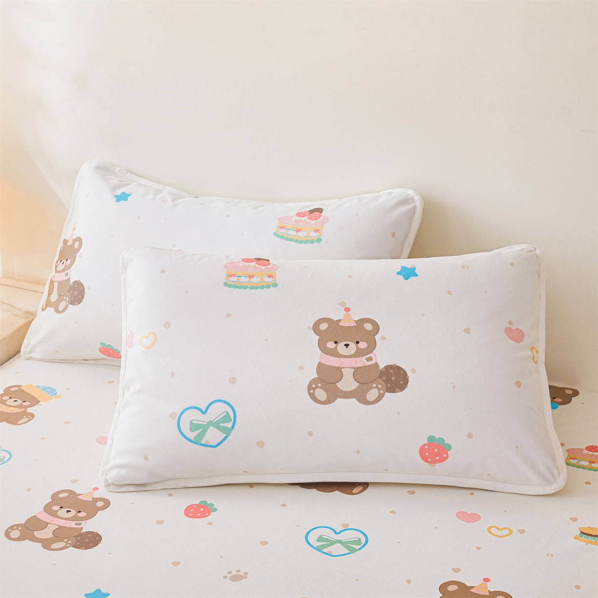 91家纺网 家纺一手货源 找家纺 雯豆家纺 2025新款防水隔尿垫子卡通成人床垫保护罩A类宝宝尿垫 防水隔尿垫-小伙伴