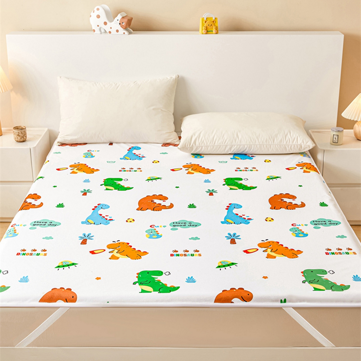 91家纺网 家纺一手货源 找家纺 雯豆家纺 2025新款防水隔尿垫子卡通成人床垫保护罩A类宝宝尿垫 防水隔尿垫-小恐龙