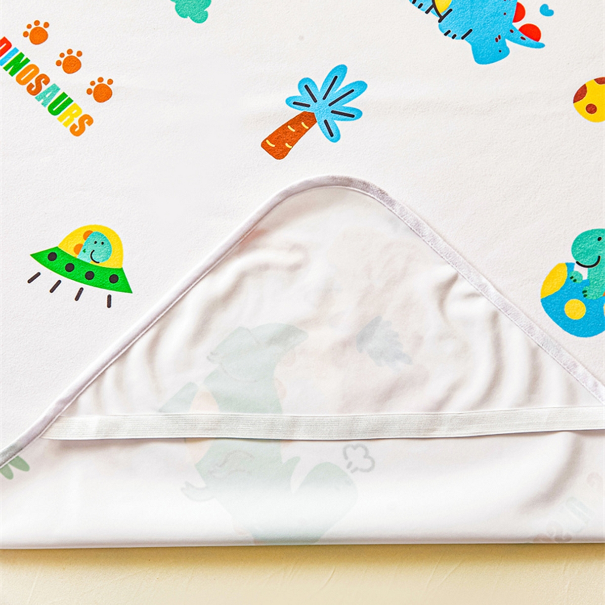 91家纺网 家纺一手货源 找家纺 雯豆家纺 2025新款防水隔尿垫子卡通成人床垫保护罩A类宝宝尿垫 防水隔尿垫-小恐龙