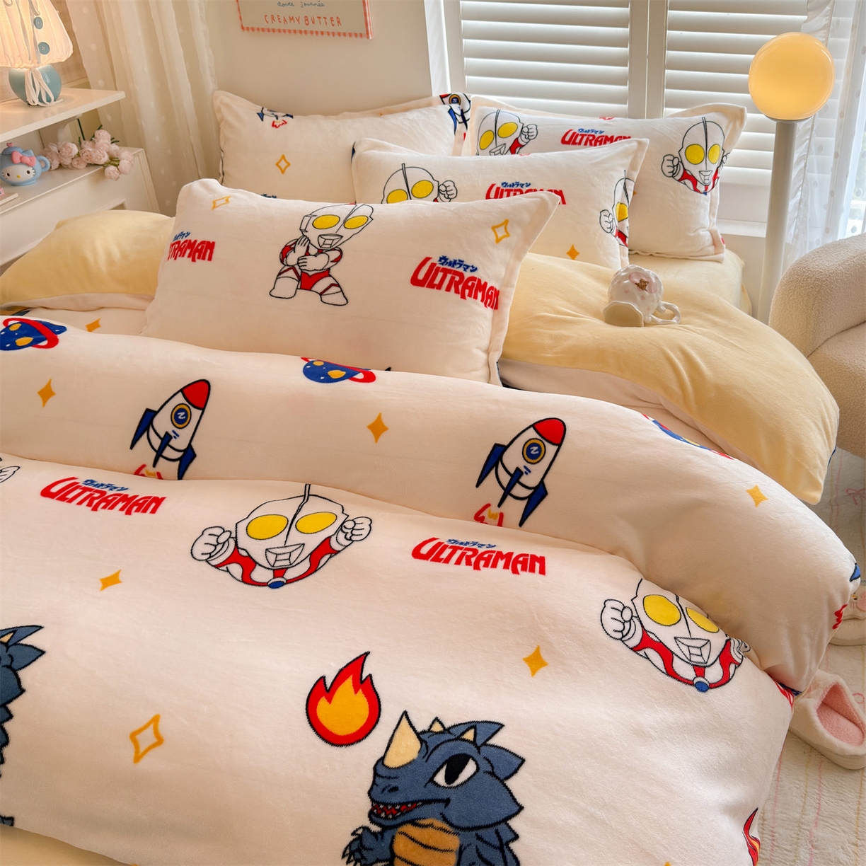 91家纺网 家纺一手货源 找家纺 名兮家居 2025新款经典奥特曼-三丽鸥加厚牛奶绒单被套 奥特超人