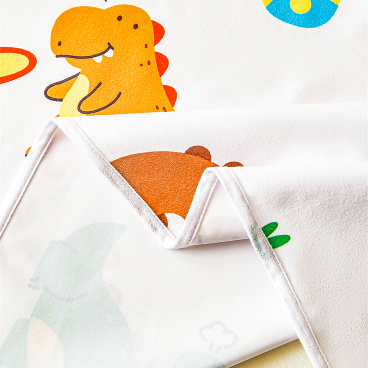 91家纺网 家纺一手货源 找家纺 雯豆家纺 2025新款防水隔尿垫子卡通成人床垫保护罩A类宝宝尿垫 防水隔尿垫-小恐龙