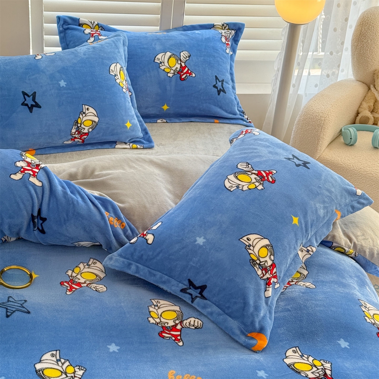 91家纺网 家纺一手货源 找家纺 名兮家居 2025新款经典奥特曼-三丽鸥加厚牛奶绒单被套 艾斯