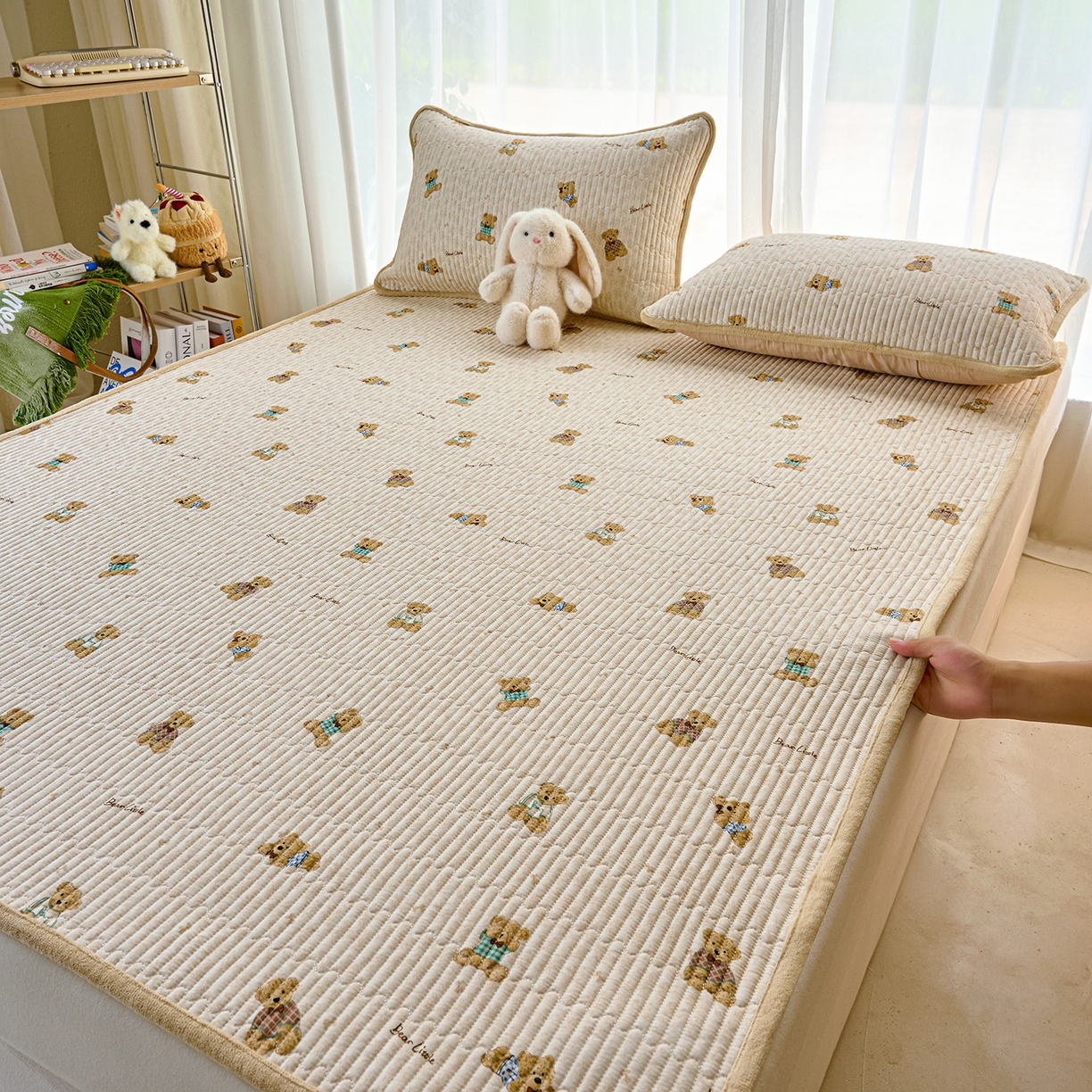 91家纺网 家纺一手货源 找家纺 小叮当家纺仓储工厂店 2025新款棉加绒床垫一面全棉一面牛奶绒床褥垫软床垫床盖四季通用 趴趴熊(A棉B绒）