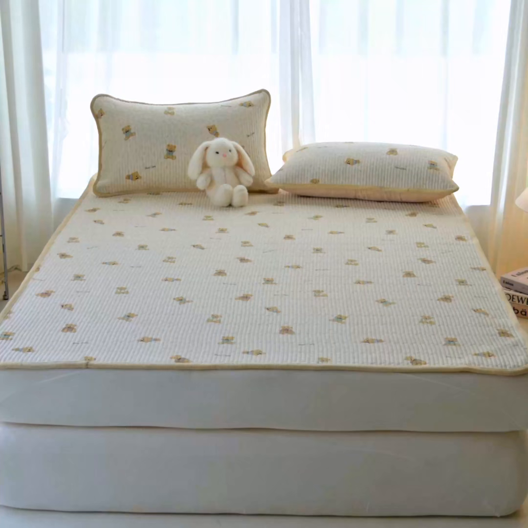 91家纺网 家纺一手货源 找家纺 小叮当家纺仓储工厂店 2025新款棉加绒床垫一面全棉一面牛奶绒床褥垫软床垫床盖四季通用 趴趴熊(A棉B绒）