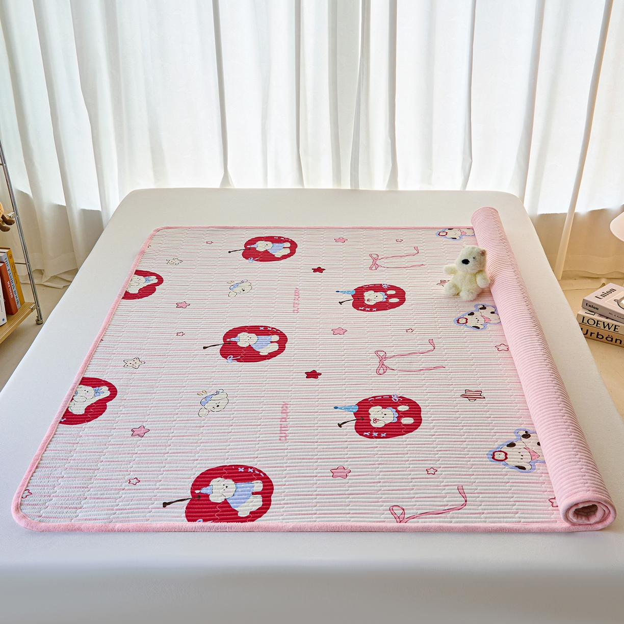 91家纺网 家纺一手货源 找家纺 小叮当家纺仓储工厂店 2025新款棉加绒床垫一面全棉一面牛奶绒床褥垫软床垫床盖四季通用 甜心苹果派（A棉B绒）