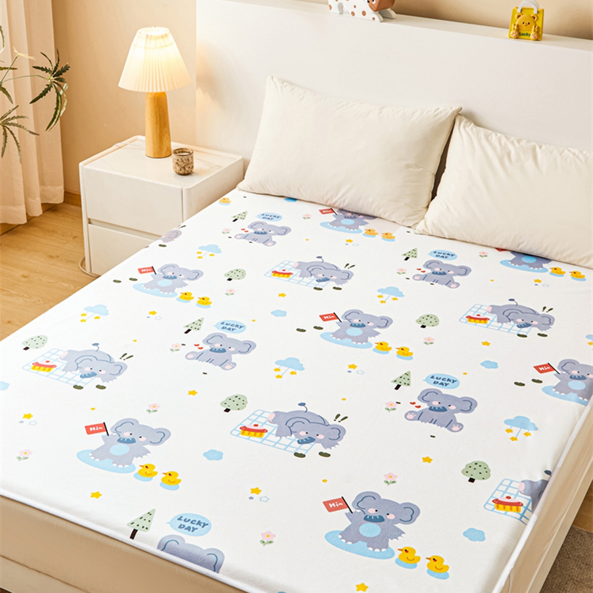 91家纺网 家纺一手货源 找家纺 雯豆家纺 2025新款防水隔尿垫子卡通成人床垫保护罩A类宝宝尿垫 防水隔尿垫-小象嘟嘟