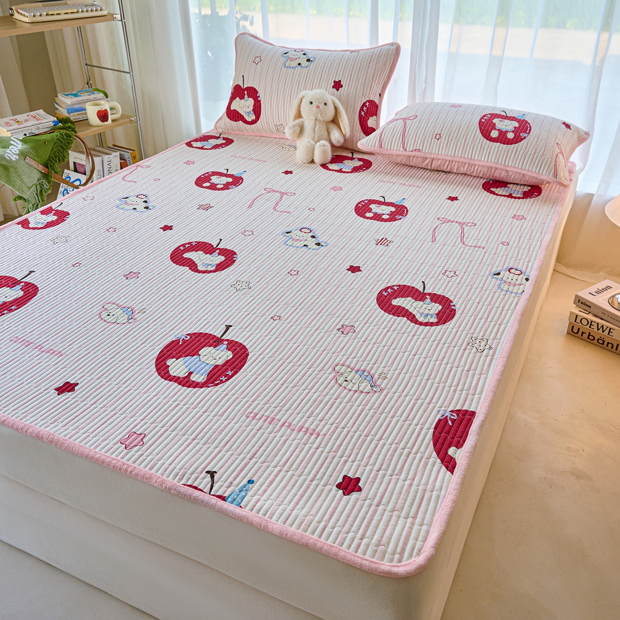 91家纺网 家纺一手货源 找家纺 小叮当家纺仓储工厂店 2025新款棉加绒床垫一面全棉一面牛奶绒床褥垫软床垫床盖四季通用 甜心苹果派（A棉B绒）