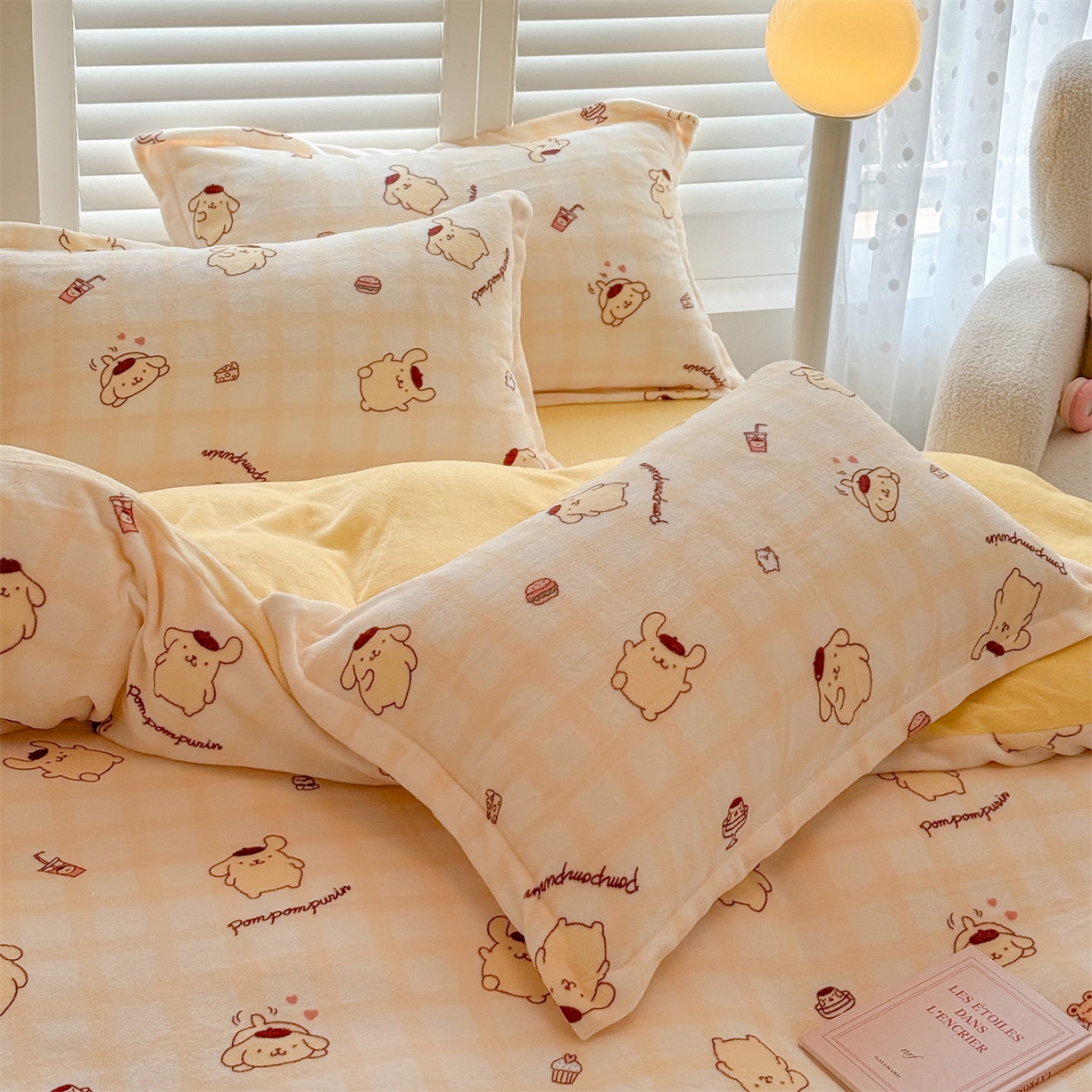 91家纺网 家纺一手货源 找家纺 名兮家居 2025新款经典奥特曼-三丽鸥加厚牛奶绒单被套 格子布丁狗