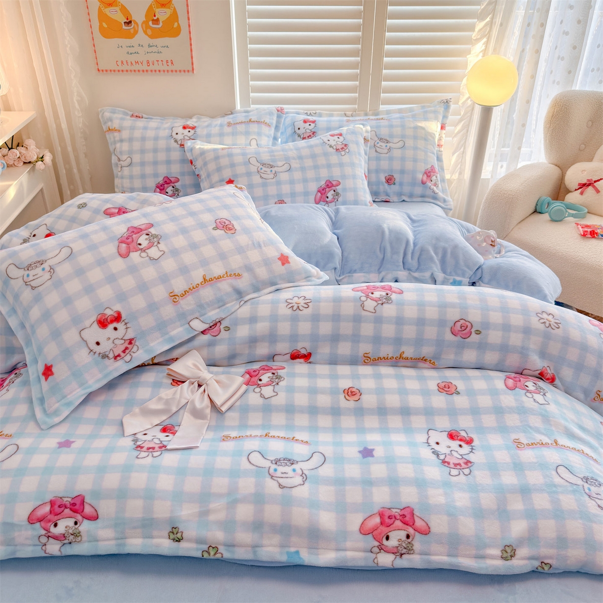 91家纺网 家纺一手货源 找家纺 名兮家居 2025新款经典奥特曼-三丽鸥加厚牛奶绒单被套 蓝格萌宠